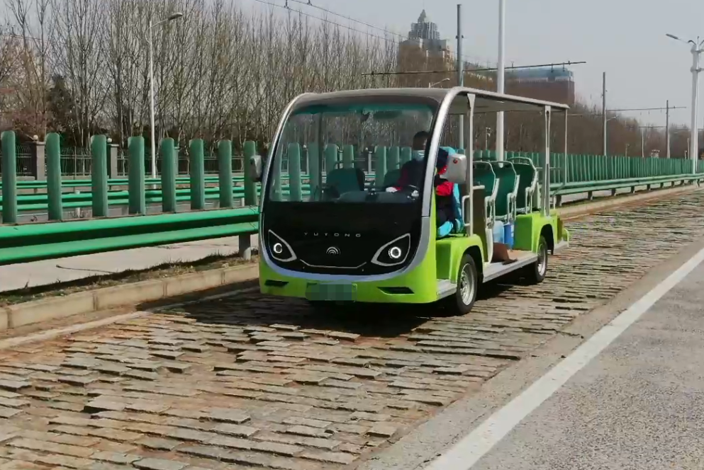 你能想象驾驶景区观光车有多“简单”？！