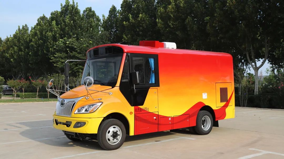 纵使脱下军装，也要当好百姓的“守护者”