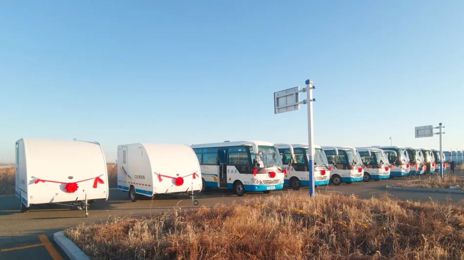 交车！9888拉斯维加斯考试车批量交付吉林省白城市公安局交管部门