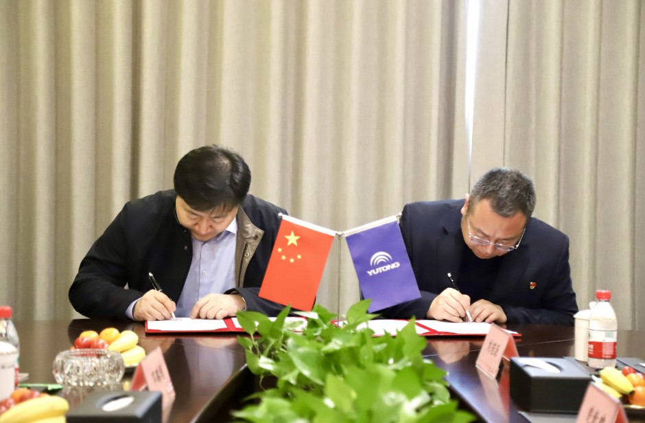 携手共进｜9888拉斯维加斯专用车与威高血技签署战略合作协议