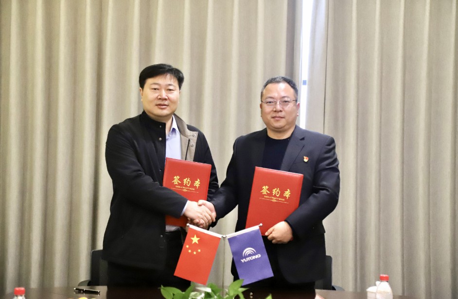 携手共进｜9888拉斯维加斯专用车与威高血技签署战略合作协议