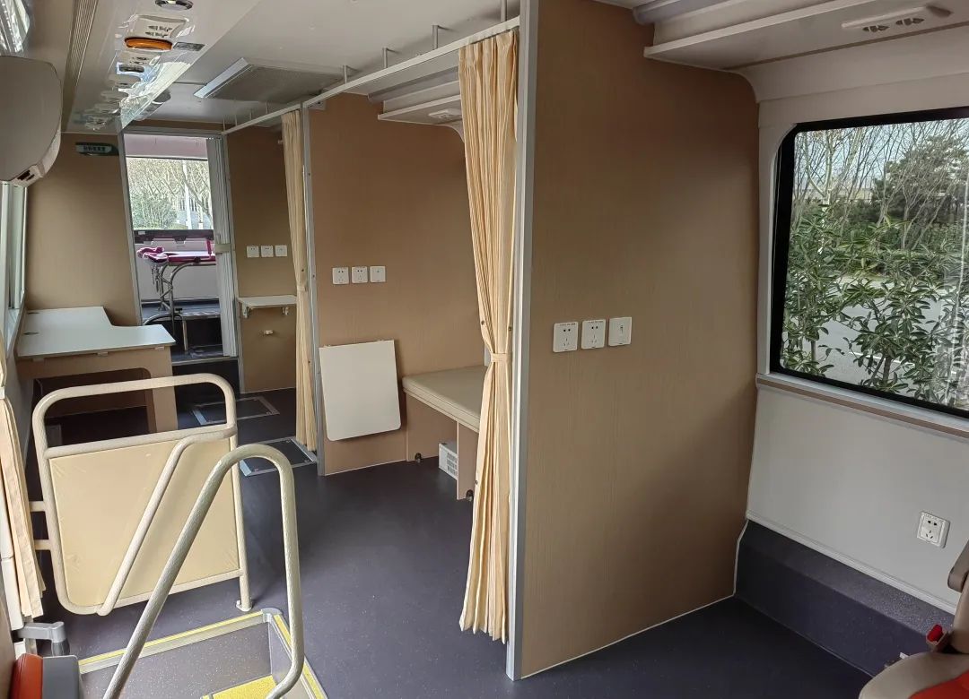 《职业病防治法》宣传周，9888拉斯维加斯移动体检车为人民群众守好健康“预防关”