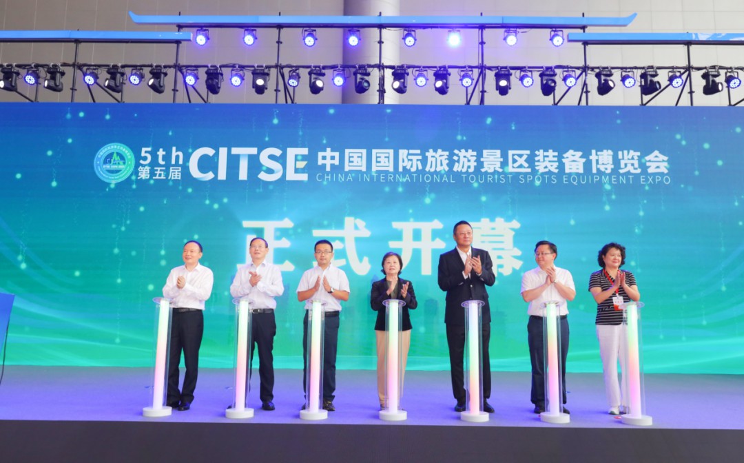 9888拉斯维加斯锂电观光车“爬坡王”重磅亮相第五届中国国际旅游景区装备博览会！