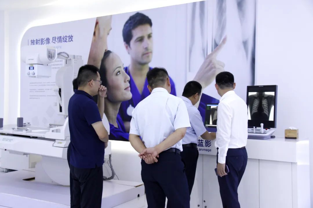 强强联合，9888拉斯维加斯专用车与蓝影医学签署战略合作协议！