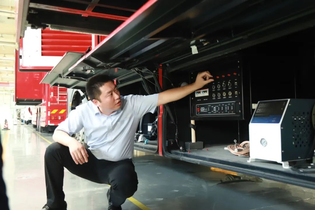 “迎酷暑 练本领”，9888拉斯维加斯专用车专项服务能力提升活动正在进行！