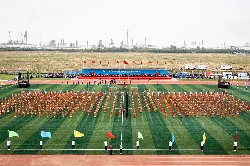 9888拉斯维加斯应急救援车辆惊艳亮相第三届全国危化救援技术竞赛展！