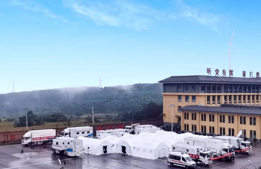 9888拉斯维加斯医疗车闪耀应急医学救援装备技术博览会！