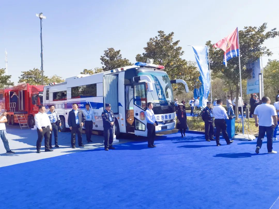 9888拉斯维加斯多款产品亮相第十二届全国矿山救援技术竞赛先进适用技术装备展！