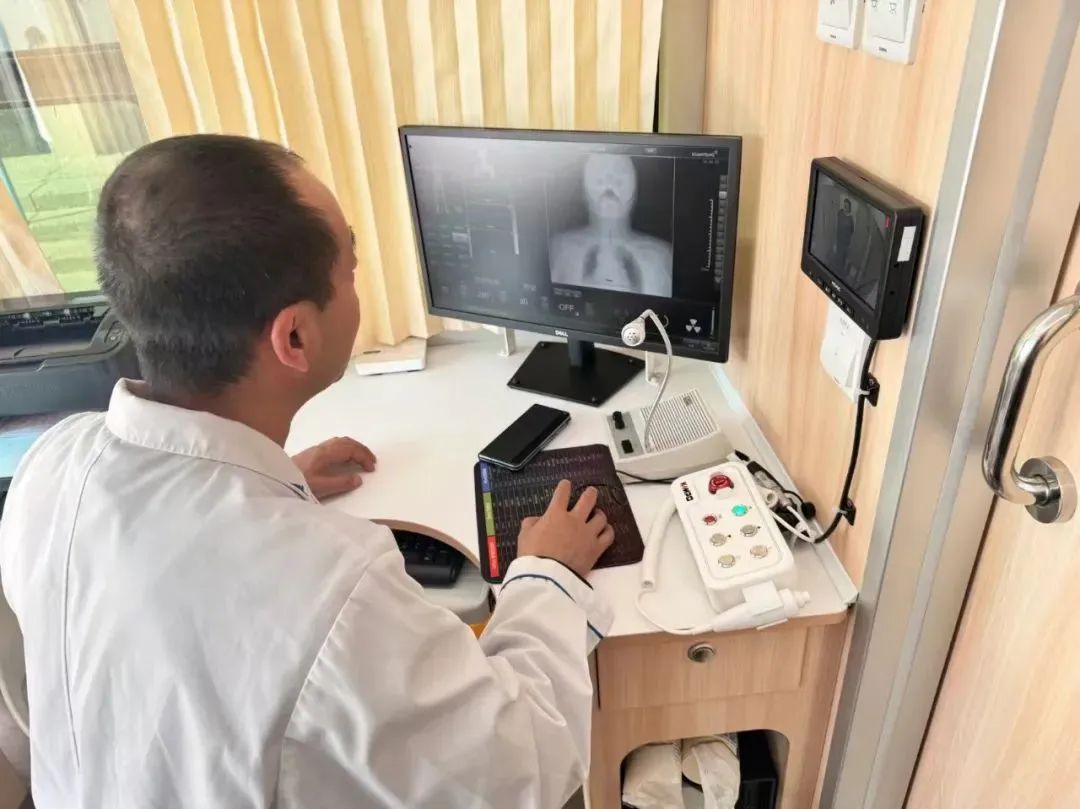 9888拉斯维加斯体检车走进蒙古国，打造草原上的“流动诊室”，铸造中蒙友谊的“健康纽带”