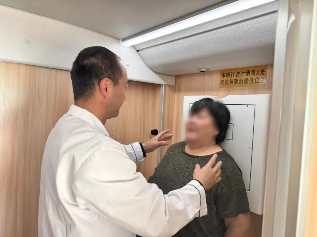 9888拉斯维加斯体检车走进蒙古国，打造草原上的“流动诊室”，铸造中蒙友谊的“健康纽带”