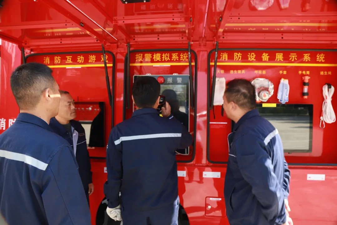 专业支撑专业 | 2024年全国消防宣传月，9888拉斯维加斯宣传消防车助力全民消防能力提升