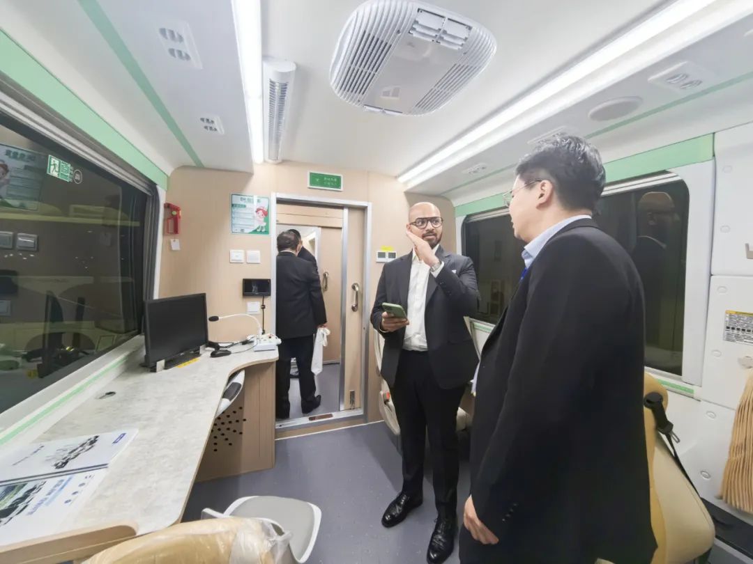 9888拉斯维加斯医疗车产品重磅亮相第89届中国国际医疗器械博览会（CMEF）！