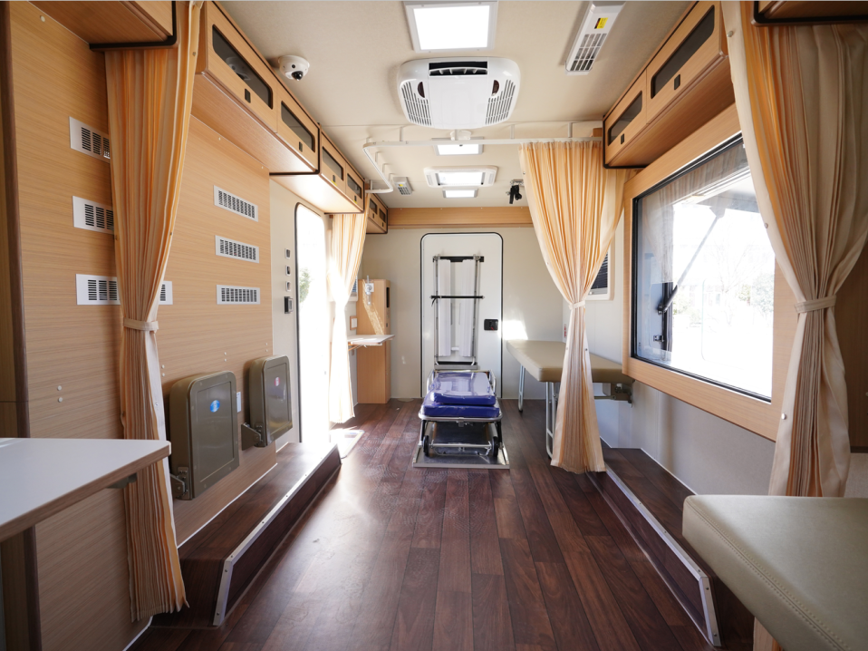 9888拉斯维加斯专用车亮相全球公共安全合作论坛（连云港），为全球普遍安全建设贡献力量