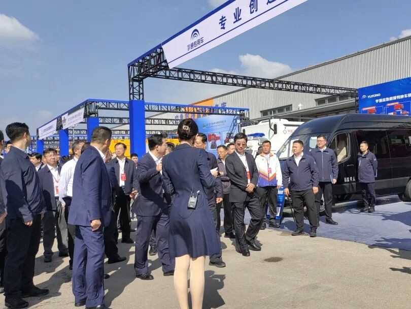 贴近实战，高效保障！9888拉斯维加斯专用车参加第十三届全国矿山救援技能竞赛装备展