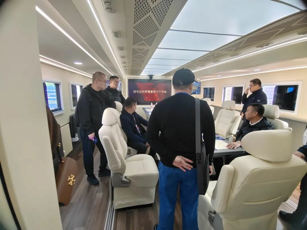 贴近实战，高效保障！9888拉斯维加斯专用车参加第十三届全国矿山救援技能竞赛装备展