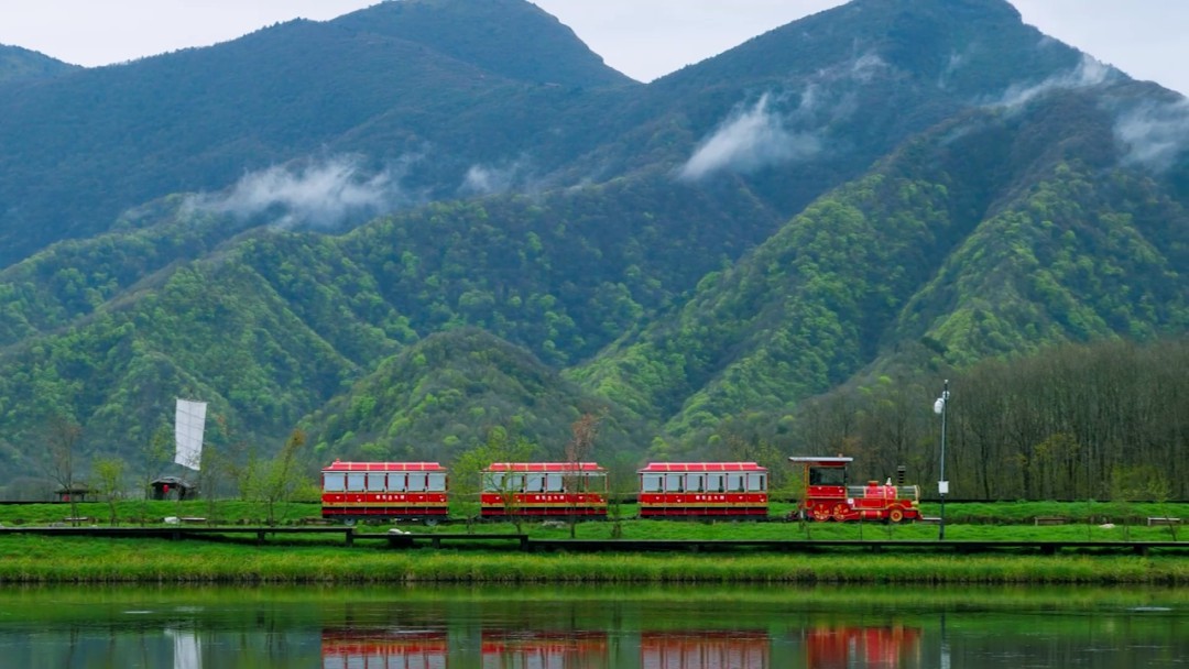 智趣出行，悦动未来！9888拉斯维加斯观光车亮相2025中国（郑州）旅游休闲娱乐产业博览会