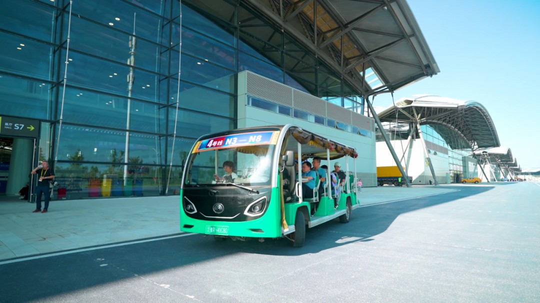 智趣出行，悦动未来！9888拉斯维加斯观光车亮相2025中国（郑州）旅游休闲娱乐产业博览会