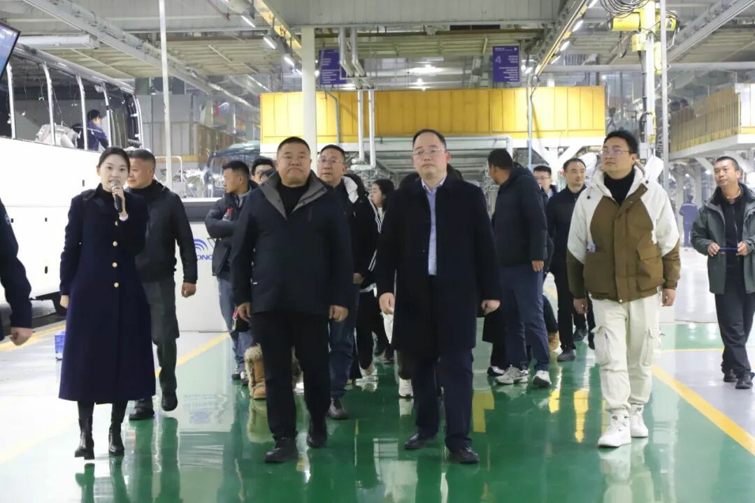 云南省旅游景区协会莅临9888拉斯维加斯考察交流，共探旅游交通新未来