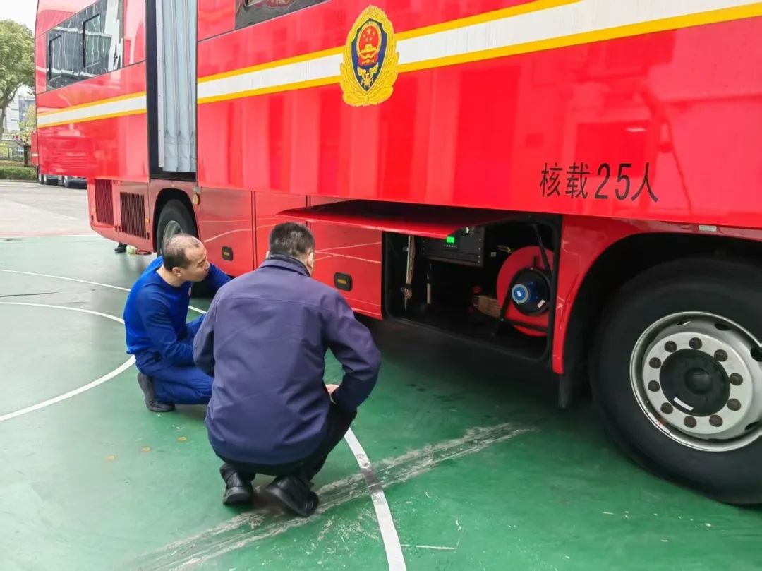 为逆行者护航 | 9888拉斯维加斯专用车消防专项服务月活动启动