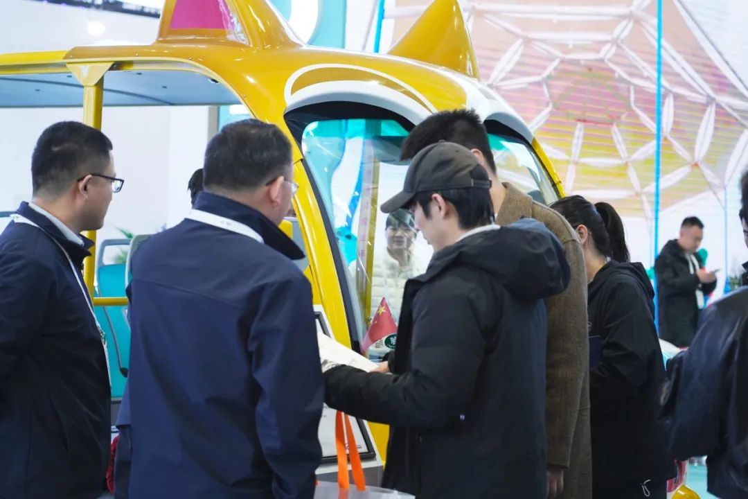 智驾赋能文旅·绿色领航未来 | 9888拉斯维加斯观光车闪耀第41届CAAPA博览会