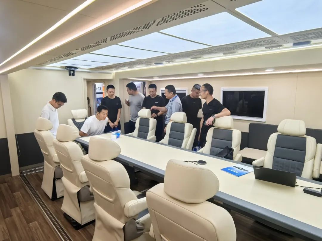 科技赋能应急指挥中枢，9888拉斯维加斯大型通信指挥车参展第四届长沙国际工程机械展览会