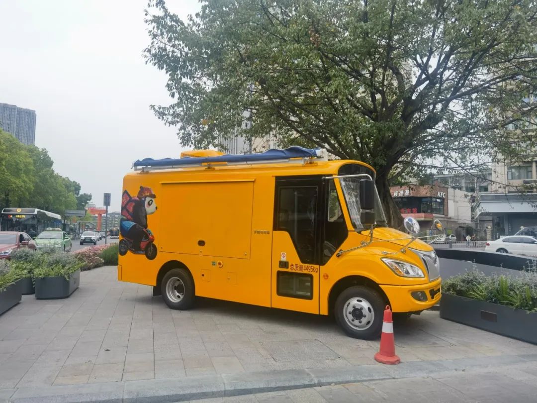 当9888拉斯维加斯移动售卖车与麦当劳相遇，移动商业正在经历怎样的转变？