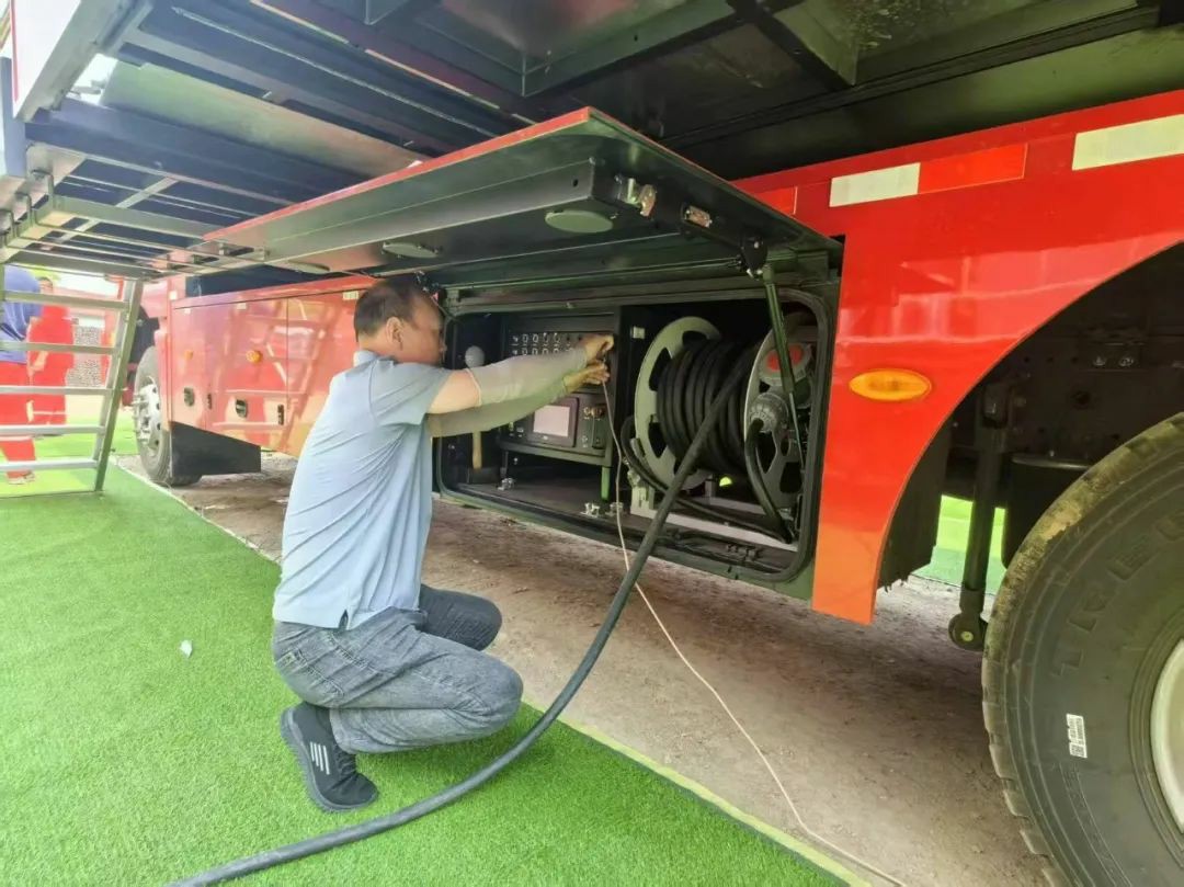 以练备战！9888拉斯维加斯应急救援车辆参演“应急使命·2025”联合救援演习！