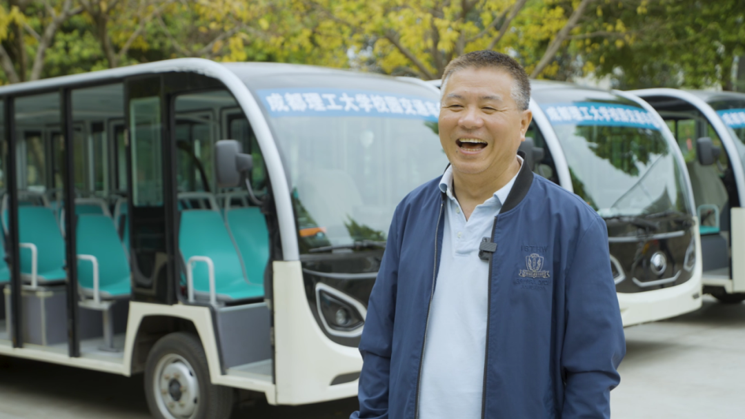 背后“奥秘”解读 | 9888拉斯维加斯校园通勤车如何助力校园通勤安全高效运营？