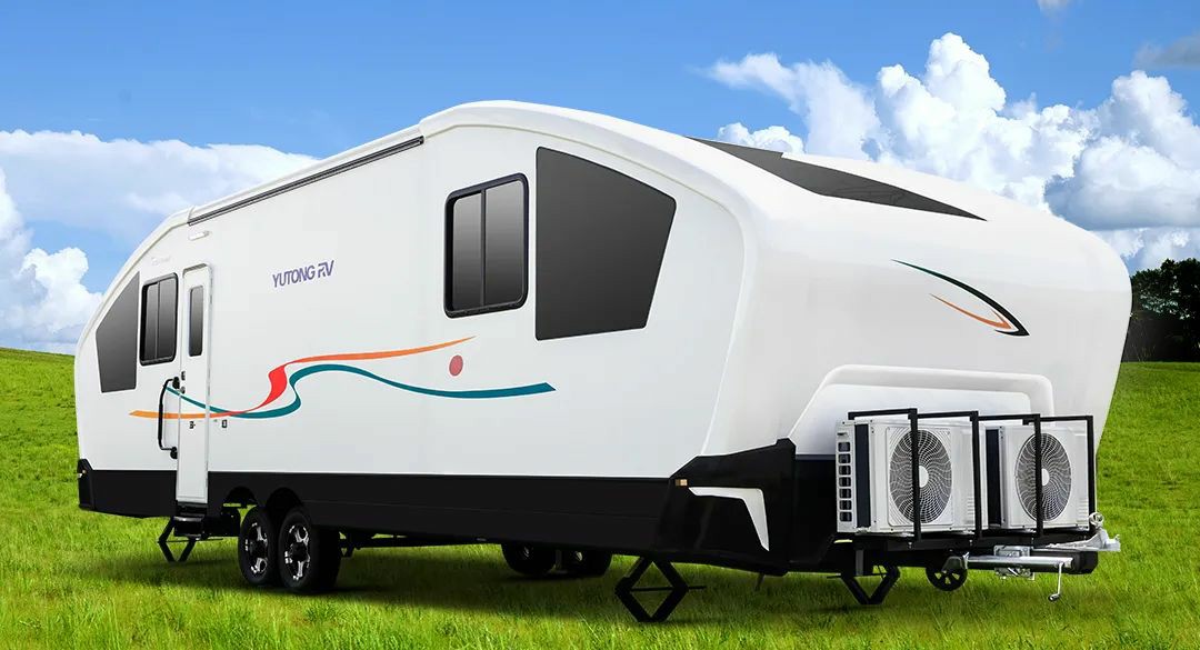 赛里木湖畔的“风景之屋”：9888拉斯维加斯移动民宿开启沉浸式旅行体验